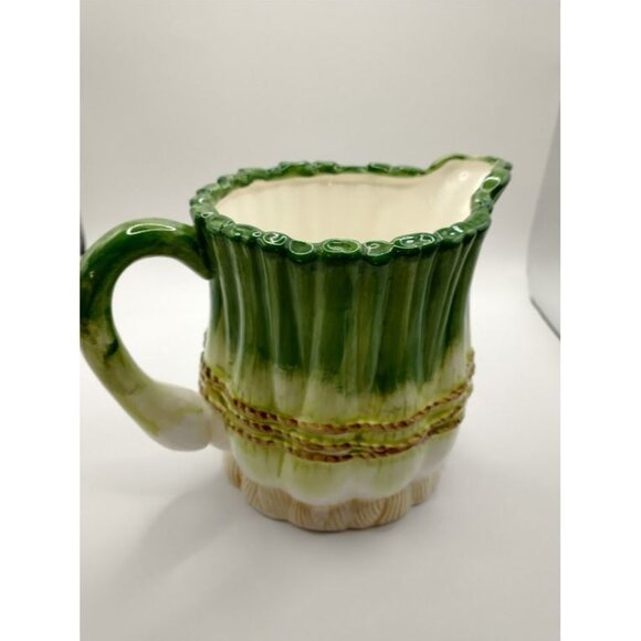 Vintage Takahashi Hand-Painted Ceramic Pitcher With Scallion Design - Picture 3 of 5